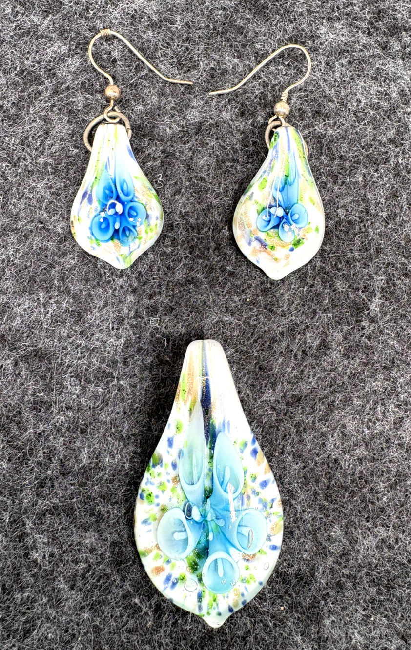 Vintage Artisan Murano Style Fused Glass Calla Lily Pendant & Earrings Set Blue